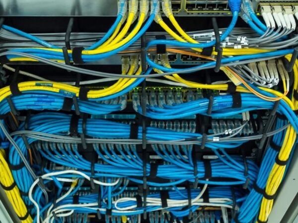 Instalación y Configuración de Redes